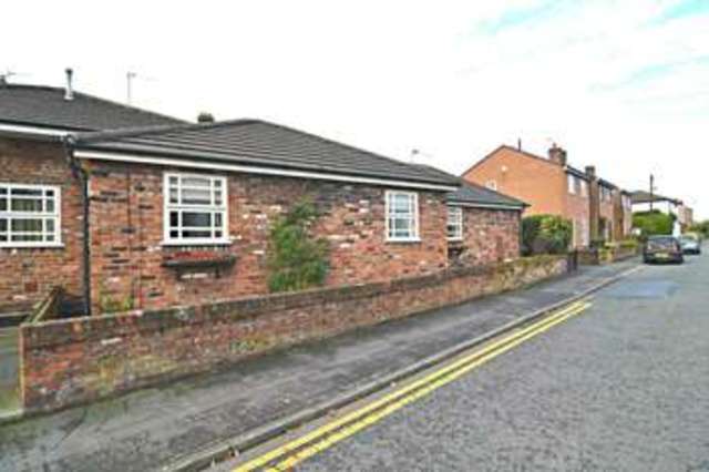  Image of 2 Bedroom Bungalow  For Sale at Rob Lane  Newton Le Willows, WA12 0DR