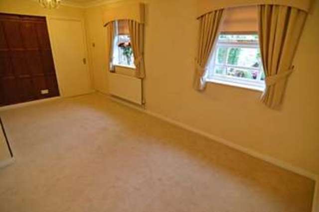  Image of 2 Bedroom Bungalow  For Sale at Rob Lane  Newton Le Willows, WA12 0DR