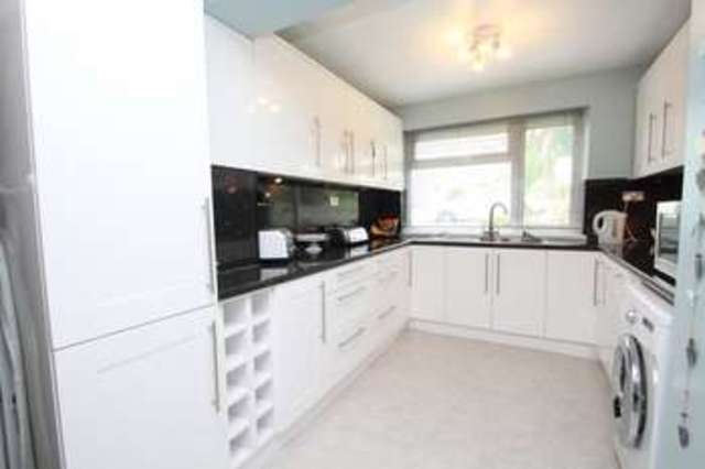  Image of 4 Bedroom Detached  For Sale at Roborough Village Plymouth Devon, PL6 7AX