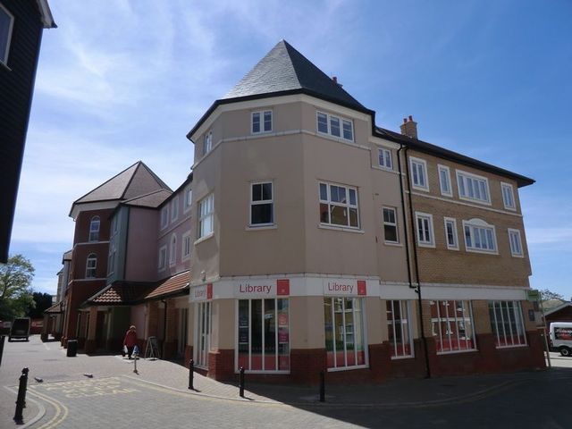  Image of 1 Bedroom Flat  To Rent at Roche Close  Rochford, SS4 1PS