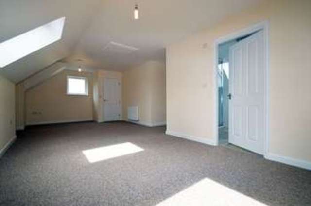  Image of 5 Bedroom Detached  For Sale at Rollason Road Erdington Birmingham, B24 9BJ