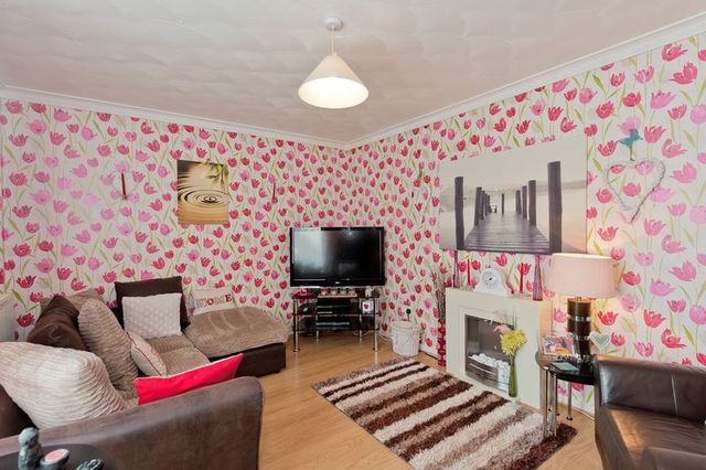  Image of 3 Bedroom Bungalow  For Sale at Roman Close Castlefields Runcorn, WA7 2JR