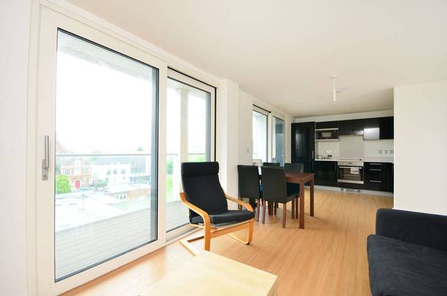  Image of 2 Bedroom Flat  For Sale at Roseberry Place  Dalston, E8 3DD