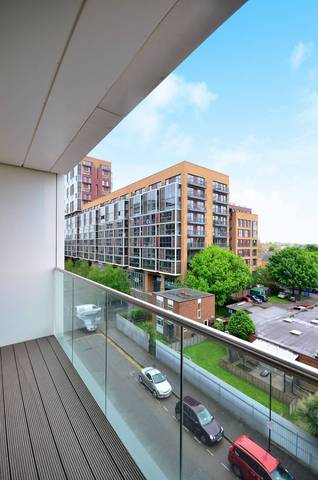  Image of 2 Bedroom Flat  For Sale at Roseberry Place  Dalston, E8 3DD
