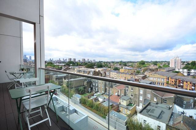  Image of 2 Bedroom Flat  To Rent at Roseberry Place  Dalston, E8 3GD