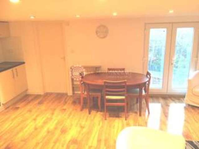  Image of 1 Bedroom Apartment  To Rent at Rosedene Avenue  Greater London, SW16 2LS
