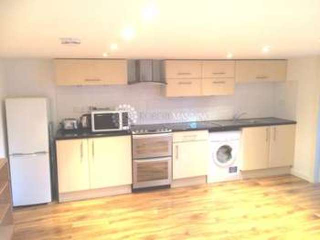  Image of 1 Bedroom Apartment  To Rent at Rosedene Avenue  Greater London, SW16 2LS