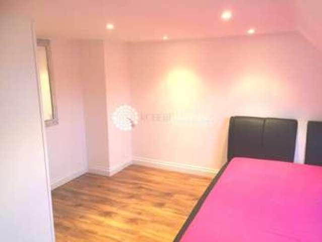  Image of 1 Bedroom Apartment  To Rent at Rosedene Avenue  Greater London, SW16 2LS