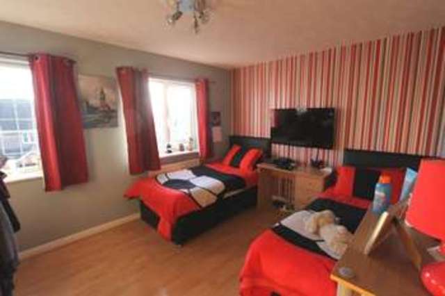  Image of 3 Bedroom Detached  For Sale at Darton Barnsley Darton, S75 5QJ