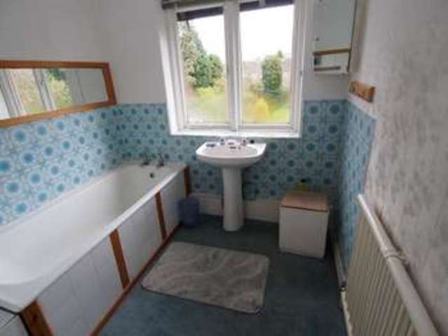  Image of 4 Bedroom Detached  For Sale at Chapel-en-le-Firth  High Peak, SK23 0LA