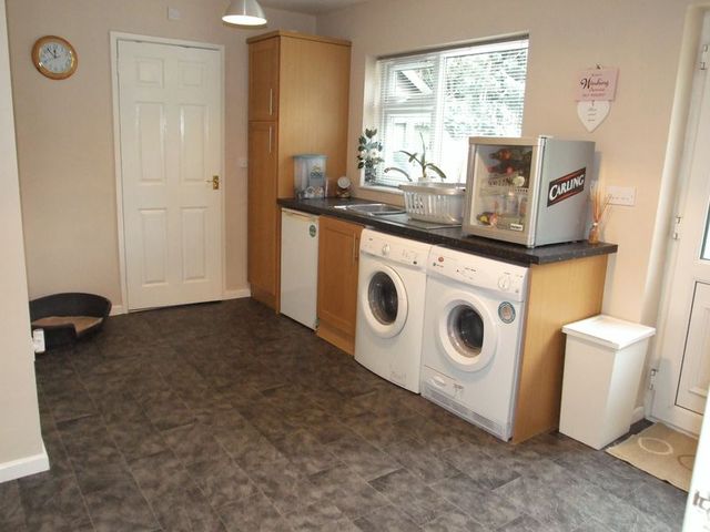  Image of 4 Bedroom Detached  To Rent at Rumsey Close  Quorn, LE12 8EZ