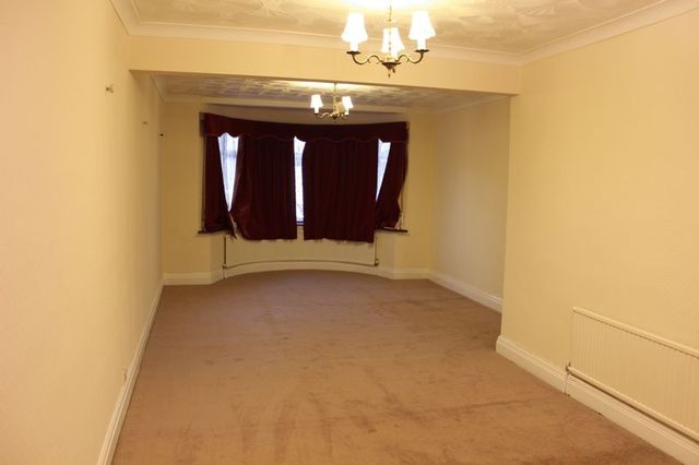  Image of 4 Bedroom Semi-Detached  For Sale at Rushout Avenue  Harrow, HA3 0AS