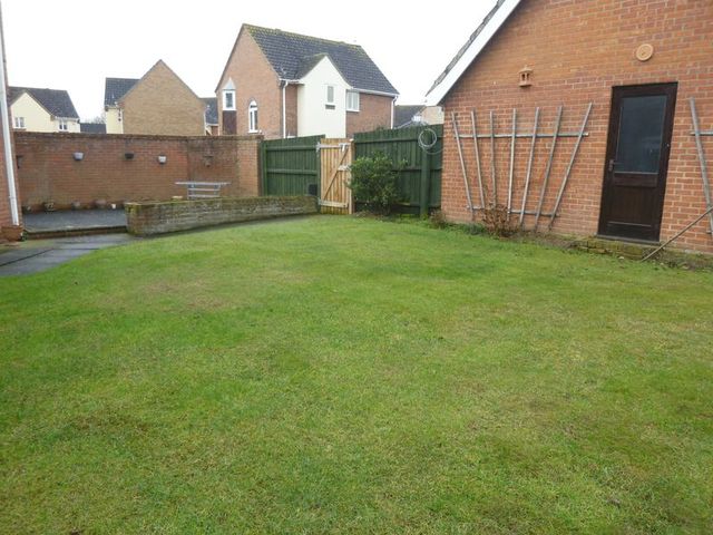  Image of 4 Bedroom Detached  For Sale at Ryefields  Thurston, IP31 3TD