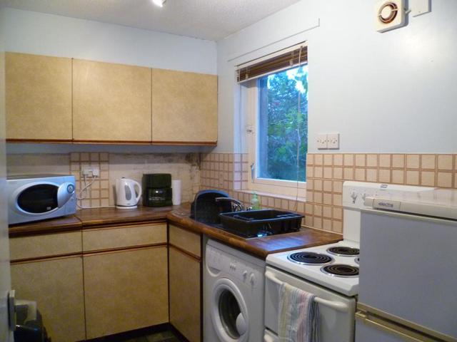  Image of 1 Bedroom Flat  To Rent at Glenrothes Fife Fife, KY7 4TB