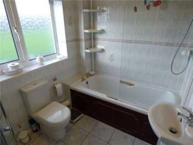  Image of 3 Bedroom Detached  For Sale at Giggleswick Settle Giggleswick, BD24 0AF