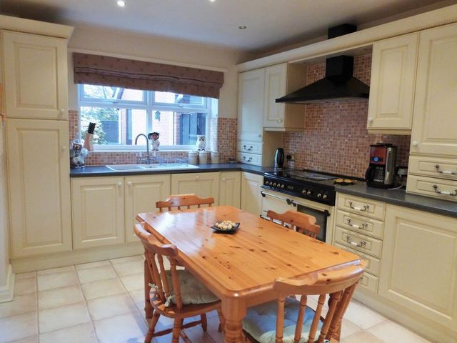  Image of 3 Bedroom Detached  For Sale at Sandringham Close Tarleton Preston, PR4 6UZ
