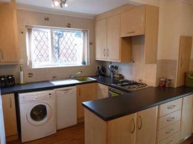  Image of 2 Bedroom Semi-Detached  For Sale at Sandway  Leeds, LS15 7PS