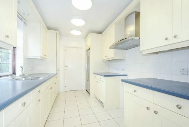  Image of 5 Bedroom Detached  For Sale at Moor Park  Rickmansworth, HA6 2JQ