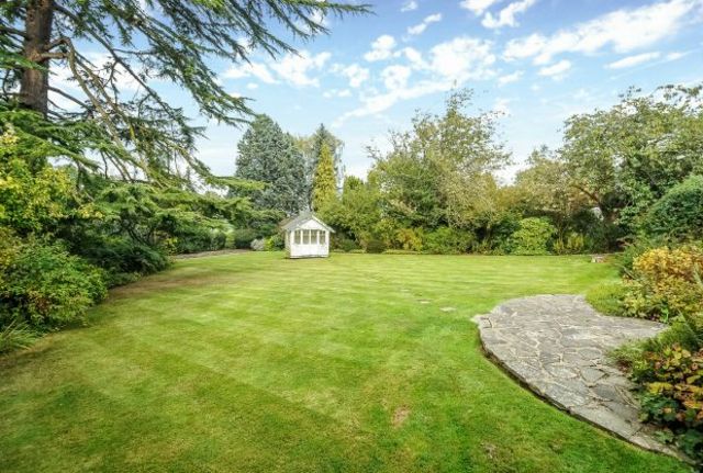  Image of 5 Bedroom Detached  For Sale at Moor Park  Rickmansworth, HA6 2JQ