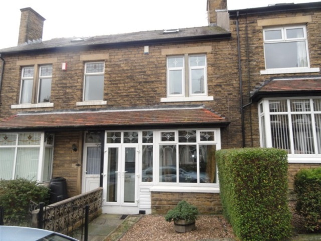  Image of 3 Bedroom Terraced  For Sale at Shipley, BD18 3DW