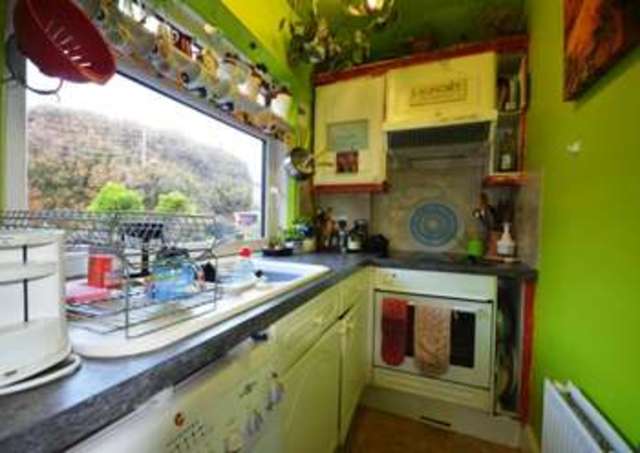  Image of 1 Bedroom Flat  For Sale at Sea Lawn Terrace  Langdon House, EX7 0AD