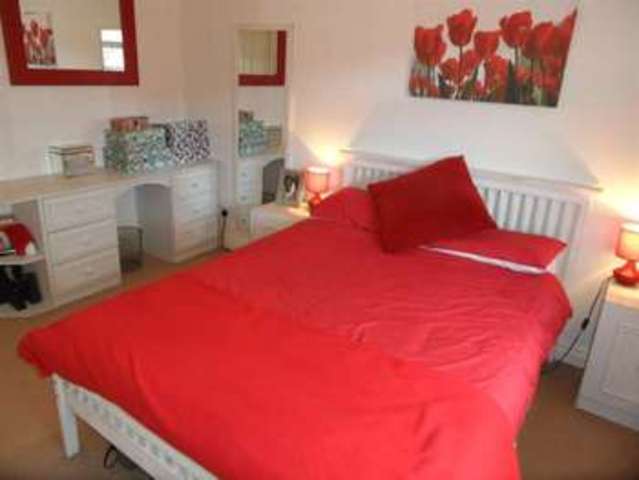  Image of 2 Bedroom Semi-Detached  To Rent at Serin Close  Newton Le Willows, WA12 9XL