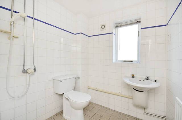  Image of 3 Bedroom Detached  For Sale at Shalbourne Square  Hackney Wick, E9 5JN