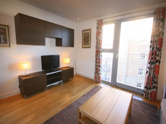  Image of 2 Bedroom Flat  To Rent at Leith Edinburgh Edinburgh, EH6 6EQ