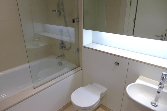  Image of 2 Bedroom Flat  To Rent at Meadows Edinburgh Edinburgh, EH3 9GE