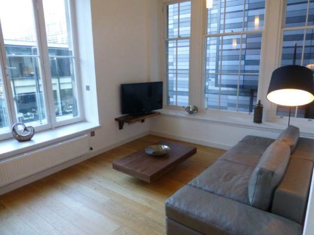  Image of 2 Bedroom Flat  To Rent at Meadows Edinburgh Edinburgh, EH3 9BB