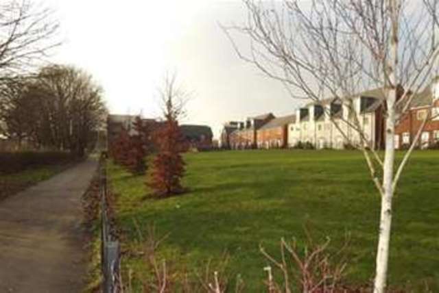  Image of 2 Bedroom Flat  To Rent at Basingstoke, RG21 6AE