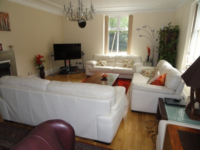  Image of 5 Bedroom Detached  For Sale at Bradford, BD9 6DA