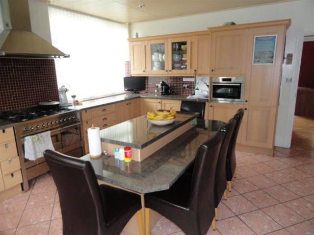  Image of 5 Bedroom Detached  For Sale at Bradford, BD9 6DA