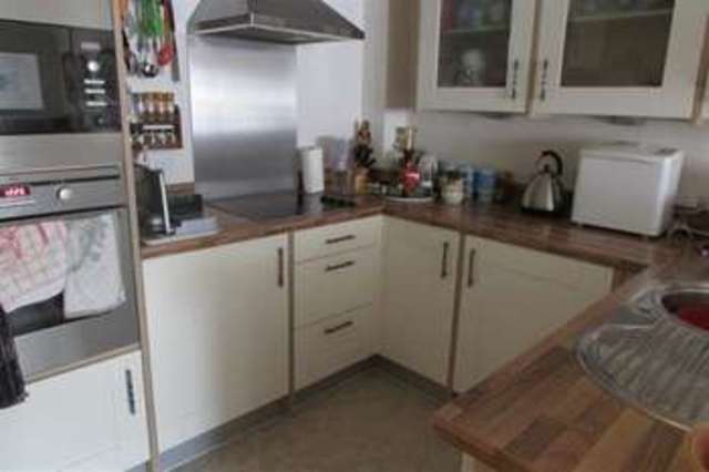  Image of 2 Bedroom Flat  For Sale at Street, BA16 0FE