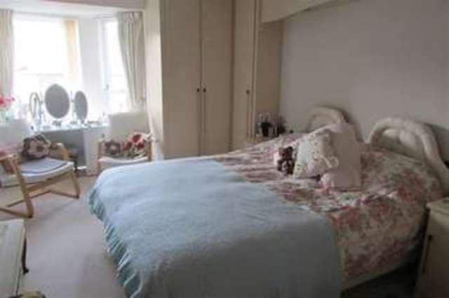  Image of 2 Bedroom Flat  For Sale at Street, BA16 0FE