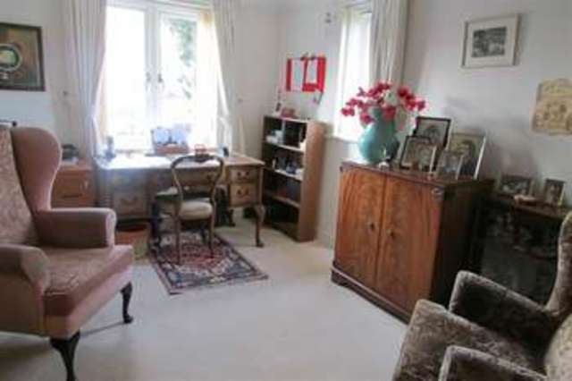  Image of 2 Bedroom Flat  For Sale at Street, BA16 0FE