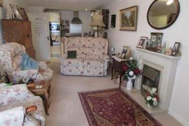  Image of 2 Bedroom Flat  For Sale at Street, BA16 0FE