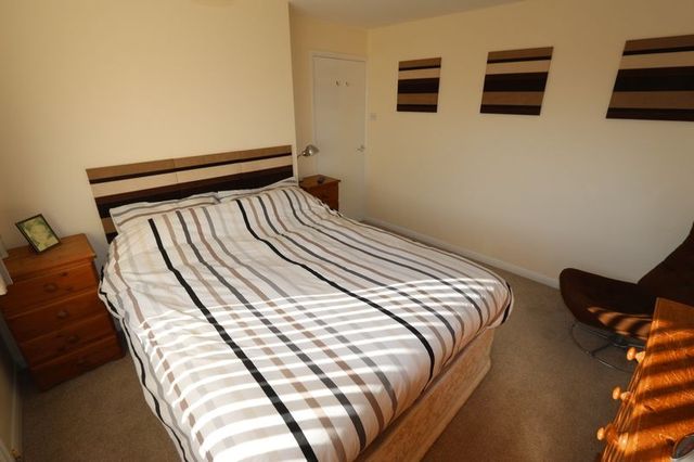  Image of 3 Bedroom Semi-Detached  For Sale at Sonning Way Glen Parva Leicester, LE2 9RU