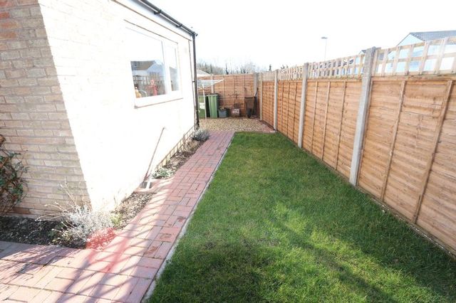  Image of 3 Bedroom Semi-Detached  For Sale at Sonning Way Glen Parva Leicester, LE2 9RU