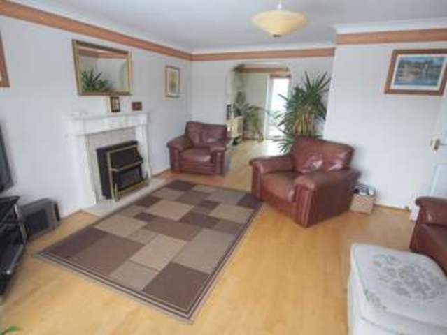  Image of 4 Bedroom Detached  For Sale at Chapel-en-le-Frith  High Peak, SK23 0HU