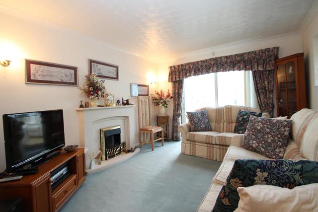  Image of 4 Bedroom Detached  For Sale at Horsell Surrey Horsell, GU21 4JN