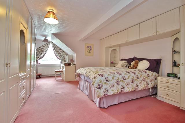  Image of 4 Bedroom Detached  For Sale at Horsell Surrey Horsell, GU21 4JN