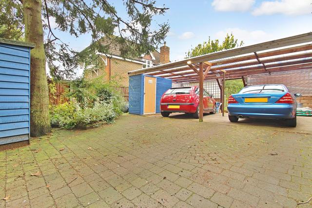  Image of 4 Bedroom Detached  For Sale at Horsell Surrey Horsell, GU21 4JN