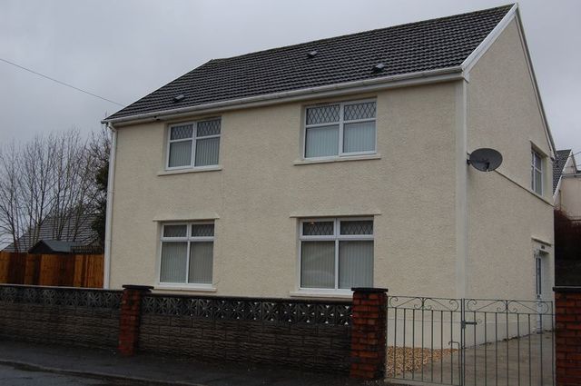  Image of 3 Bedroom Detached  For Sale at South Street Beaufort Ebbw Vale, NP23 5RH
