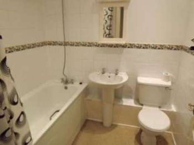  Image of 2 Bedroom Flat  For Sale at Southbourne Bournemouth Wick, BH6 5BG