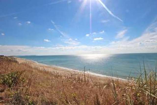  Image of 2 Bedroom Flat  For Sale at Southbourne Overcliff Dr Southbourne Bournemouth, BH6 3NN