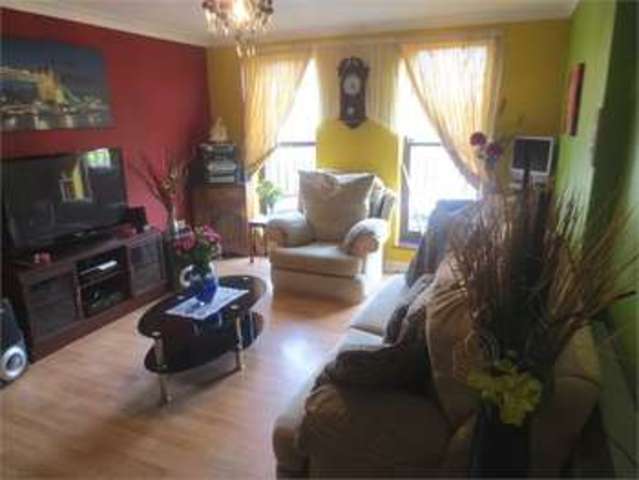  Image of 2 Bedroom Apartment  For Sale at Southchurch Avenue Southend on sea Southend-on-Sea, SS1 2RQ