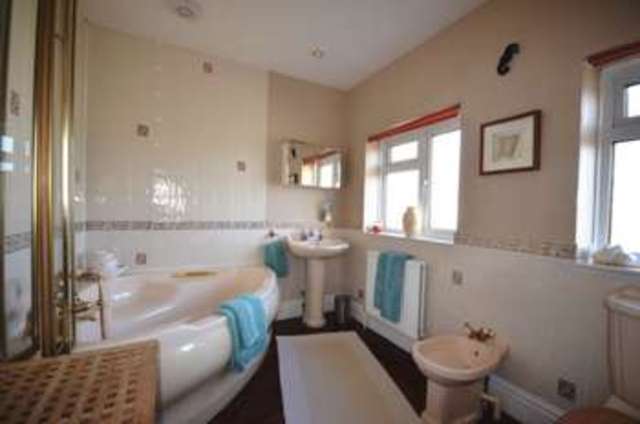 Image of 5 Bedroom Detached  For Sale at Southdowns Road  Holcombe, EX7 0LB