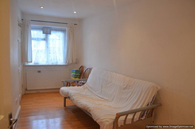  Image of Studio  To Rent at St. Andrews Avenue  Wembley, HA0 2QD