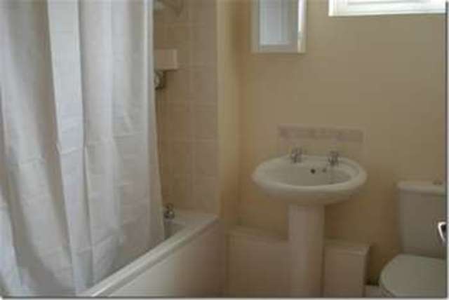  Image of 2 Bedroom Detached  To Rent at St. Columb, TR9 6RB